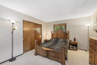 3203 Red Oak Circle S, Burnsville, MN 55337 - Photo 5