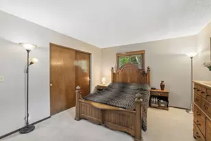 3203 Red Oak Cir S, Burnsville, MN 55337 - Photo 5