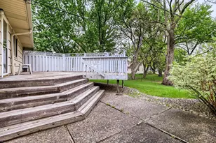 8725 5th Ave S, Bloomington, MN 55420 - Photo 5