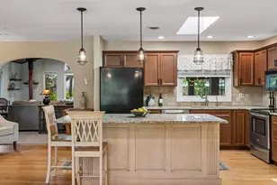 11304 19th Ave S, Burnsville, MN 55337 - Photo 3