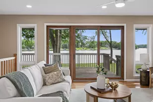 1303 Crystal Lake Rd E, Burnsville, MN 55306 - Photo 23