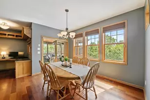 2297 Fieldstone Curve, Woodbury, MN 55129 - Photo 5
