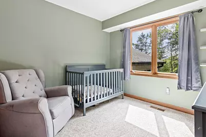 1570 Lakeview Curve, Eagan, MN 55122 - Photo 21