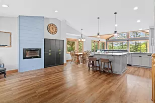 1570 Lakeview Curve, Eagan, MN 55122 - Photo 5