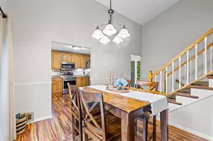 2194 Snowshoe Ln E, Saint Paul, MN 55119 - Photo 7