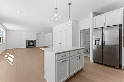 668 Sierra Parkway, Waconia, MN 55387 - Photo 5