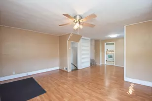 1007 11th St N, Fargo, ND 58102 - Photo 7