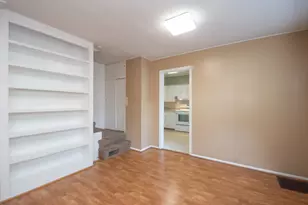 1007 11th St N, Fargo, ND 58102 - Photo 9