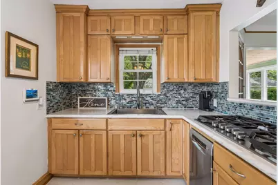 3301 Brownlow Avenue, Saint Louis Park, MN 55426 - Photo 7