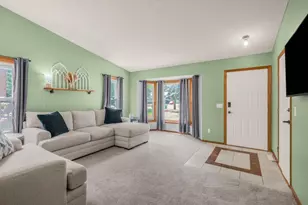 1065 89th Ave NE, Blaine, MN 55434 - Photo 9