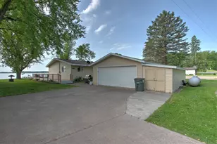 51725 Belle Isle Dr, Rush City, MN 55069 - Photo 23