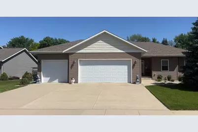 610 Elizabeth Street, Marshall, MN 56258 - Photo 1