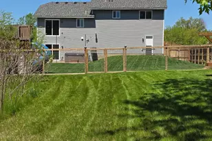 1240 W 6th St, Rush City, MN 55069 - Photo 7