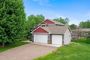 1221 118th Ln NE, Blaine, MN 55434 - Photo 3