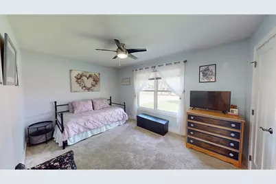 110 Hawthorne Street W, Albert Lea, MN 56007 - Photo 15