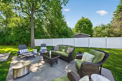 3795 Stone Point Drive NE, Rochester, MN 55906 - Photo 5