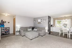 509 Cedar Ln, Moorhead, MN 56560 - Photo 9