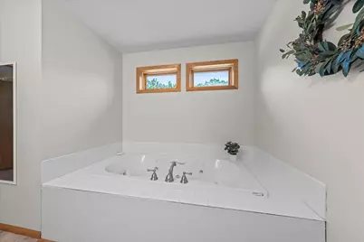 17672 Kettering Trail, Lakeville, MN 55044 - Photo 39