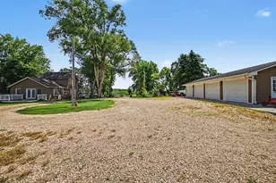 26850 Aberdeen Ave, New Prague, MN 56071 - Photo 3
