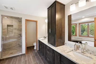 10954 Yukon Avenue S, Bloomington, MN 55438 - Photo 25