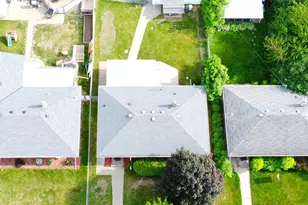 1640 Montana Ave E, Saint Paul, MN 55106 - Photo 3