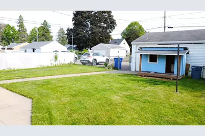 1640 Montana Avenue E, Saint Paul, MN 55106 - Photo 9