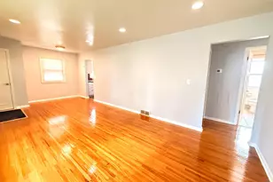 1640 Montana Ave E, Saint Paul, MN 55106 - Photo 15
