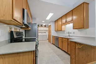 10705 Quince St NW, Coon Rapids, MN 55433 - Photo 9
