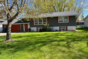 5850 Rolling Ridge Rd, Saint Cloud, MN 56303 - Photo 1