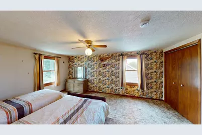 904 Clausen Avenue, Albert Lea, MN 56007 - Photo 21