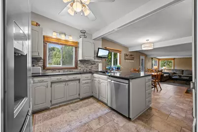 811 Tatepaha Boulevard, Faribault, MN 55021 - Photo 7