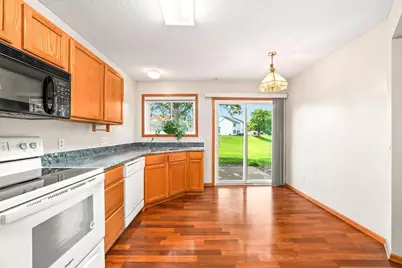 15671 Finch Avenue, Apple Valley, MN 55124 - Photo 9
