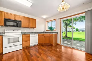 15671 Finch Ave, Apple Valley, MN 55124 - Photo 7