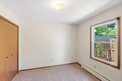 6081 Paris Avenue N #B2, Stillwater, MN 55082 - Photo 15