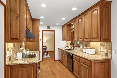 2918 Armour Terrace, Saint Anthony, MN 55418 - Photo 9