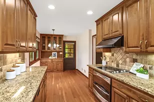 2918 Armour Terrace, Saint Anthony, MN 55418 - Photo 11