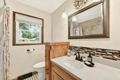 914 16 1/4 Street SE, Rochester, MN 55904 - Photo 13