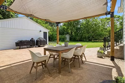 8401 15th Avenue S, Bloomington, MN 55425 - Photo 35