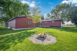 1020 S State St, Fairmont, MN 56031 - Photo 11