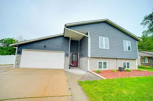 15614 Heywood Way, Apple Valley, MN 55124 - Photo 1
