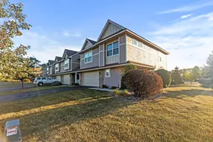 3403 Chestnut Ln, Eagan, MN 55123 - Photo 3