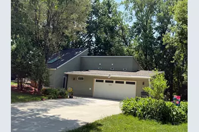 5111 Circle Down, Golden Valley, MN 55416 - Photo 1