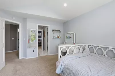 10368 Bluff Road, Eden Prairie, MN 55347 - Photo 29