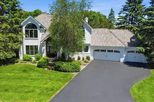 10368 Bluff Rd, Eden Prairie, MN 55347 - Photo 51