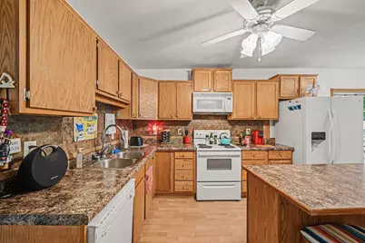 203 E 7th Street, Red Wing, MN 55066 - Photo 11