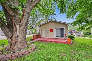 203 E 7th St, Red Wing, MN 55066 - Photo 27