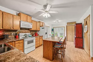 203 E 7th St, Red Wing, MN 55066 - Photo 9