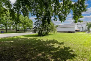 440 Louisa St, Hamburg, MN 55339 - Photo 31