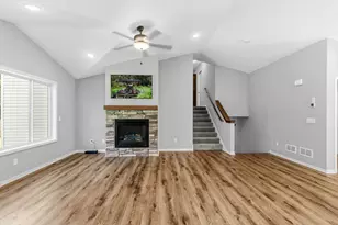 604 Nelson Ln, Center City, MN 55012 - Photo 15