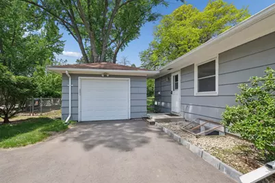 8430 Knox Avenue S, Bloomington, MN 55431 - Photo 25